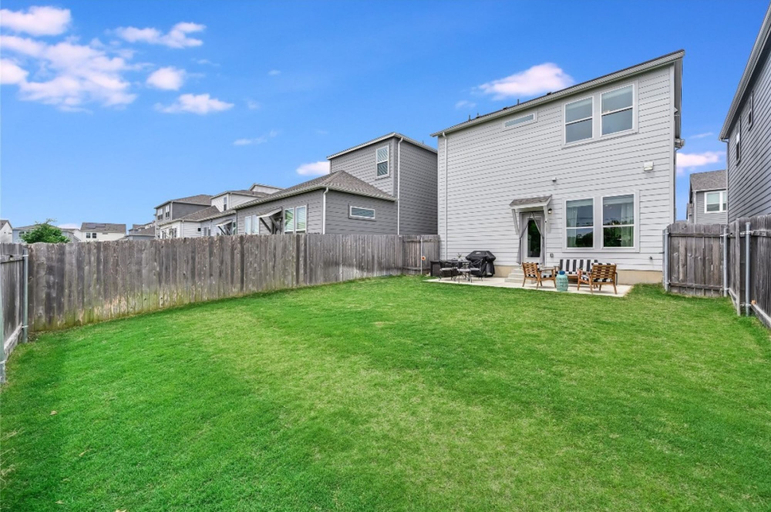 Room 4, Spacious 2BR Flex Room Home Near Tech Campuses, Travis