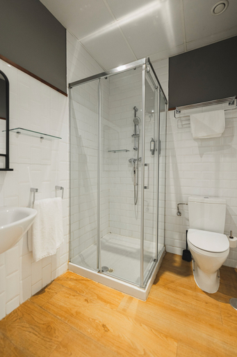 Bathroom 4, Alcazaba Premium Hotel, Málaga
