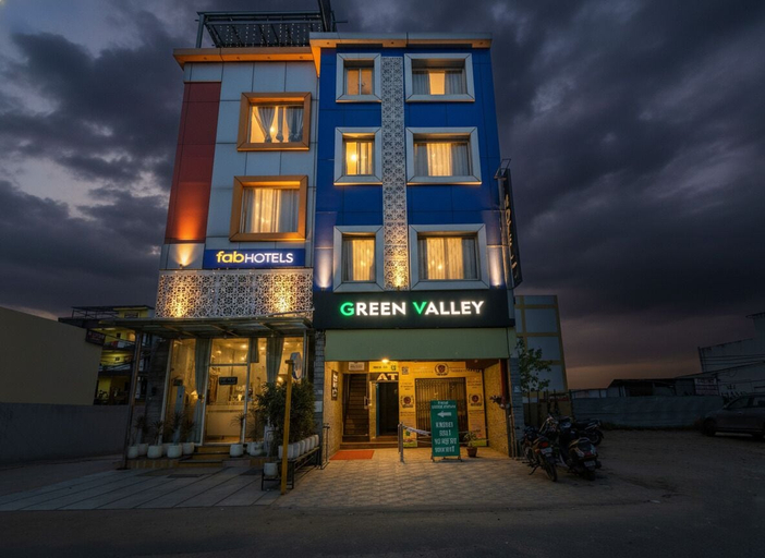 Exterior & Views, Fabhotel Green Valley, Sahibzada Ajit Singh Nagar