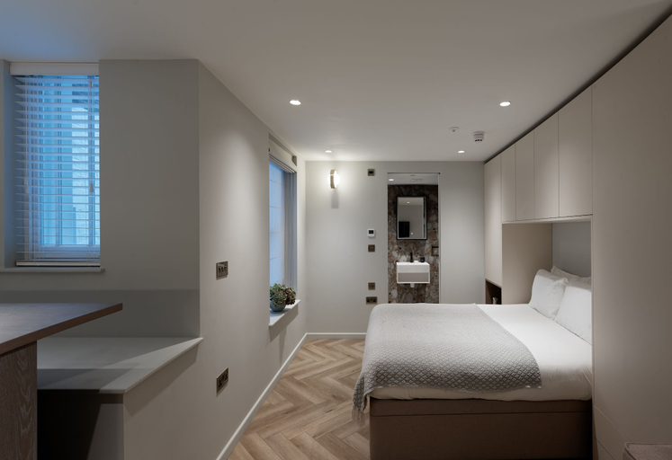 Bedroom 2, Notting Hill Studios by DMONTRIO, London