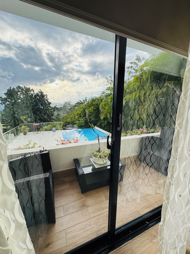Interior 5, Luxury Mountain Villa w Pool & Fire Pits, Jarabacoa