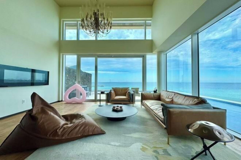 Room 4, MoonStay Avenue, Jeju