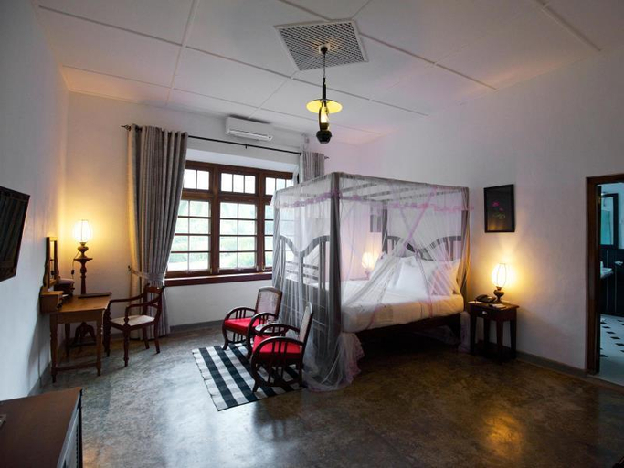 Bedroom, Mountbatten Bungalow, K.F.G. & G. Korale