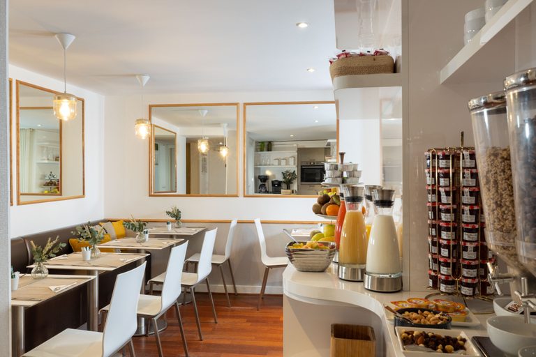 Food & Drinks 5, Villa des Ambassadeurs, Paris