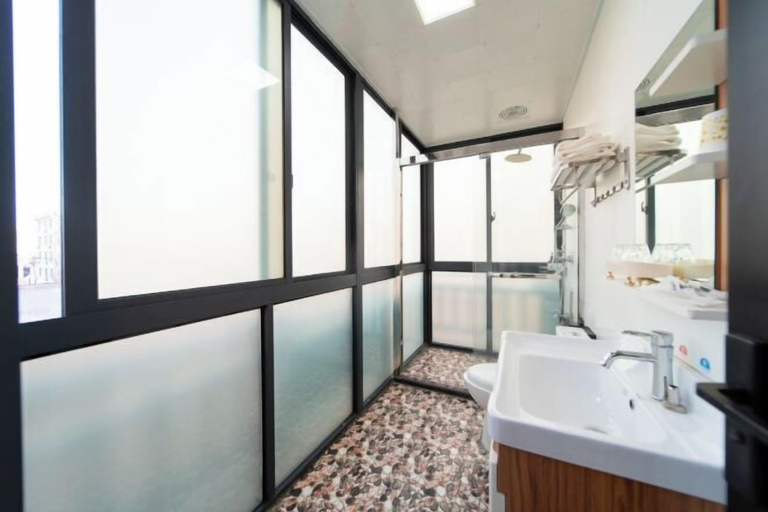 Bathroom 3, Ease Hotel Weizhou Island, Putian