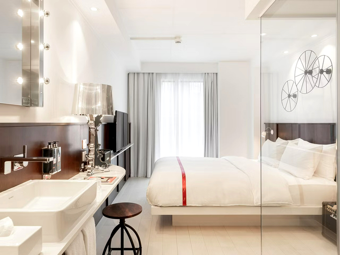 Bedroom 3, Ruby LUCY HOTEL LONDON by IHG, London