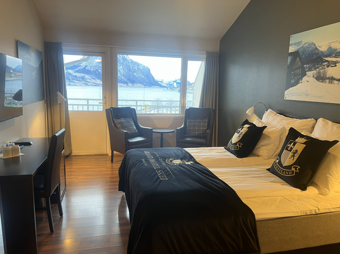 Bedroom 3, Grand Hotel Skei, Jølster