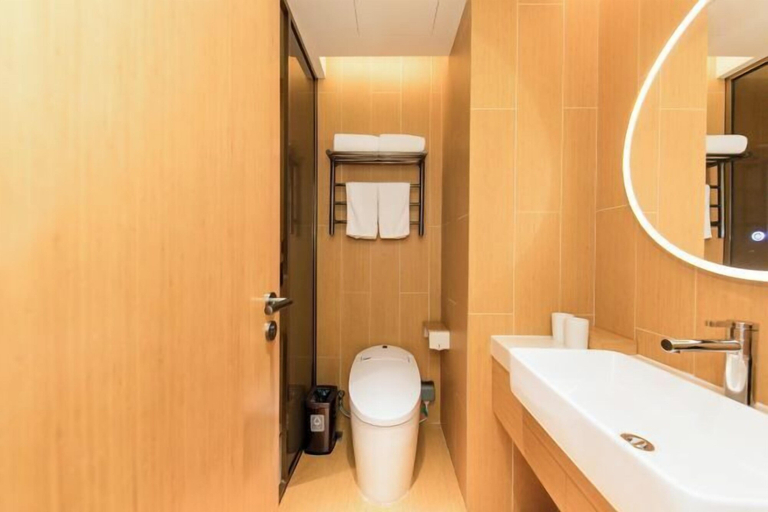 Bathroom 5, JI Hotel (Shanghai World Expo Area Yaohua Road), Shanghai