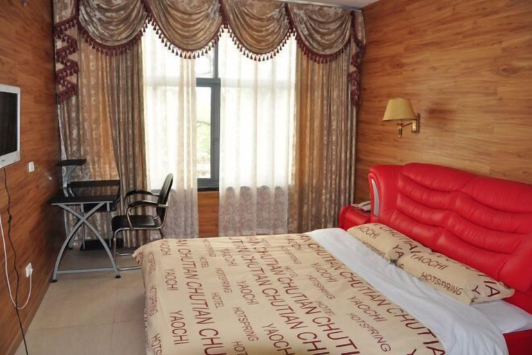 Bedroom 3, Xianning Chutian Yaochi Hot Spring Resort, Xianning