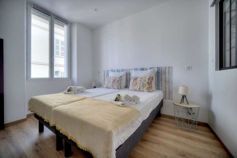 Room 3, Moderne 2 pi ces c ur du Quartier Suquet A1b261, Alpes-Maritimes
