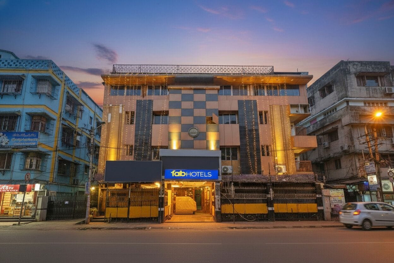Exterior & Views 2, Fabhotel Heera Holiday Inn, Kolkata