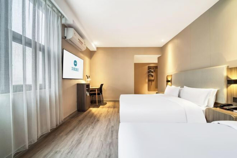Bedroom 3, HanTing Hotel (Hangzhou Wulinmen Subway Station), Hangzhou