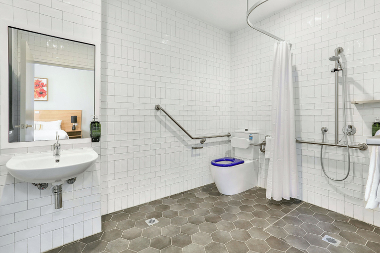 Bathroom 4, Penshurst Hotel, Sydney