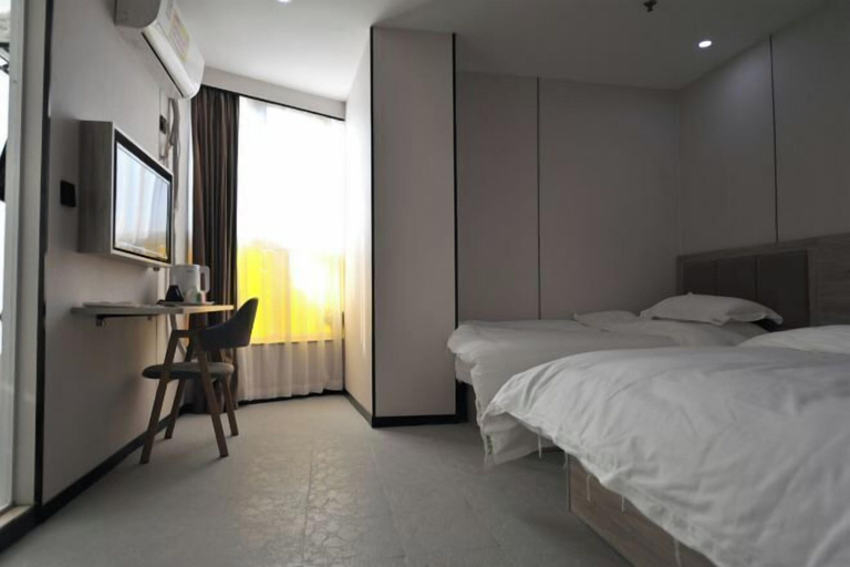 Bedroom 3, Jingjing Hostel, Shanghai
