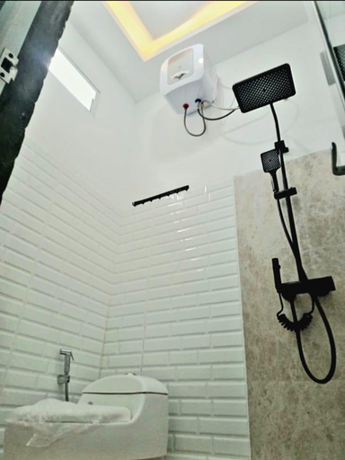 Bathroom, SS HOMESTAY Syariah, Semarang