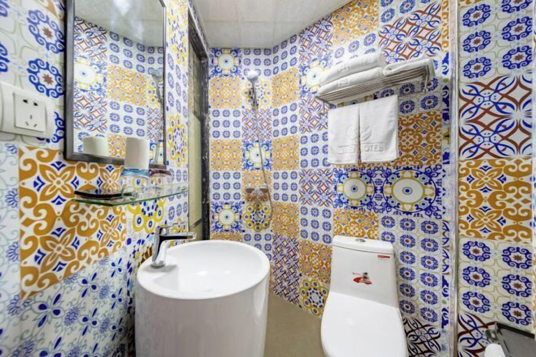 Bathroom 4, Nanxun Liwei Boutique Hotel, Huzhou