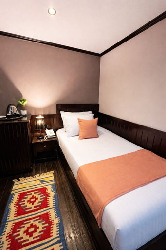 Bedroom 2, YOU Cairo Nile View Hotel, Ad-Duqi