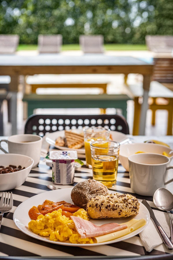 Food & Drinks 5, FreeSurfCamp, Peniche