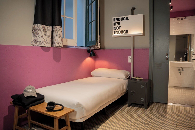 Bedroom 5, Room Casa Gracia, Barcelona