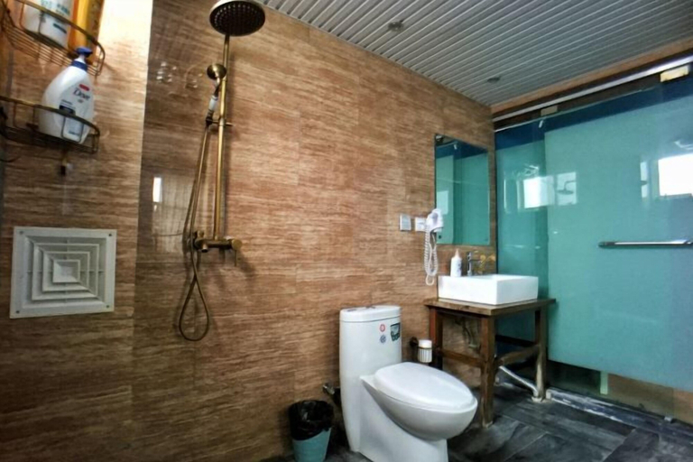 Bathroom 4, Haiyang Lanlan Erhai Garden Sea View Inn, Dali Bai