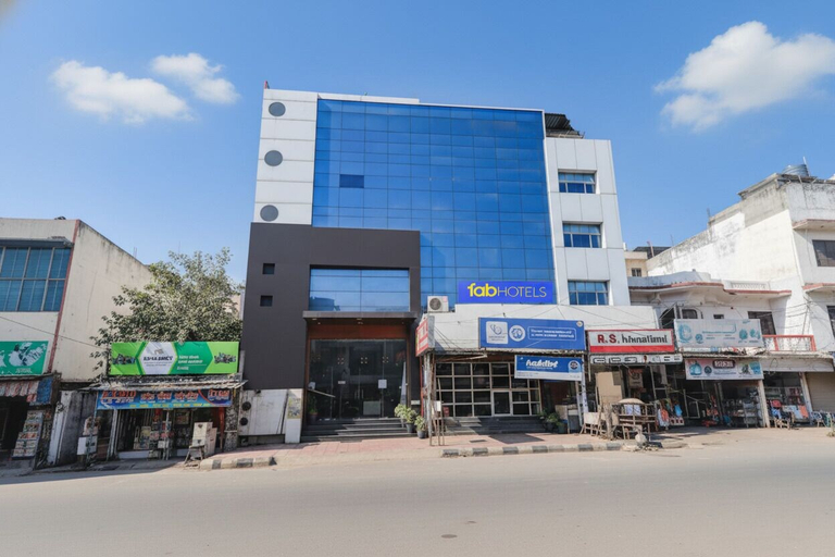 Exterior & Views 2, Fabhotel Ps International, Lucknow