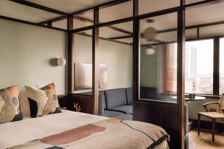 Room 2, Locke London Canary Wharf, London