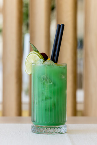 Bar 5, Hotel Aria, Podstrana