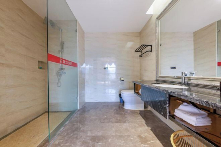 Bathroom 4, Jialida Hotel, Guangzhou