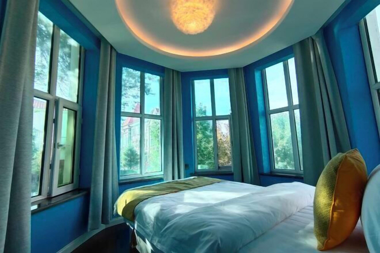 Bedroom 3, Wuwangwo Hotel, Altay