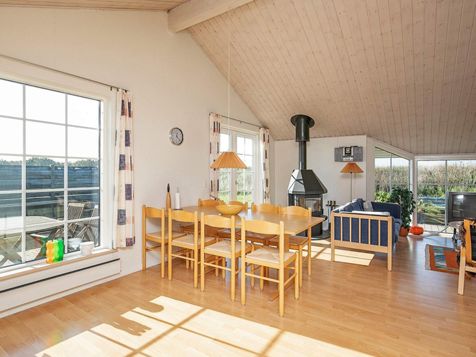 Others 5, 4 Star Holiday Home in Lokken, Hjørring