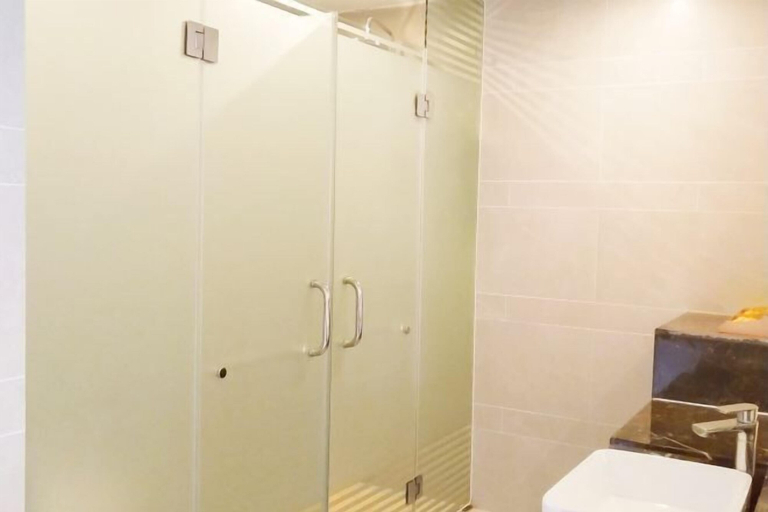 Bathroom 4, Longsheng Yuntian Grand Hotel, Guilin