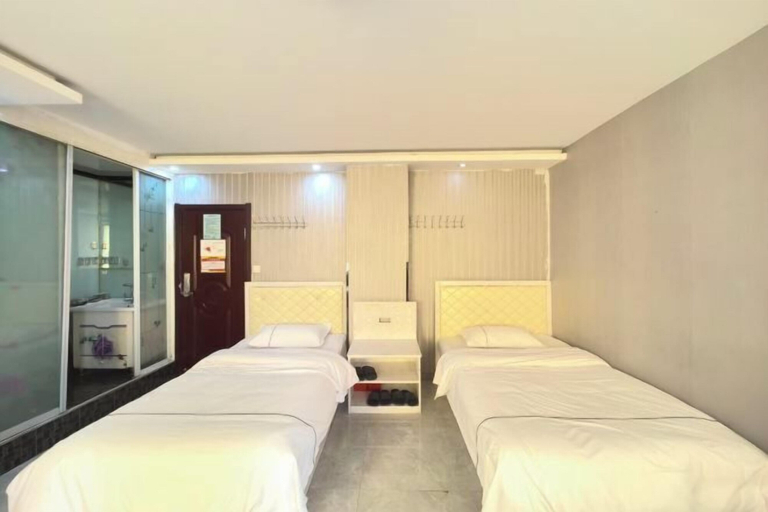 Bedroom 3, Renhe Hotel, Heihe
