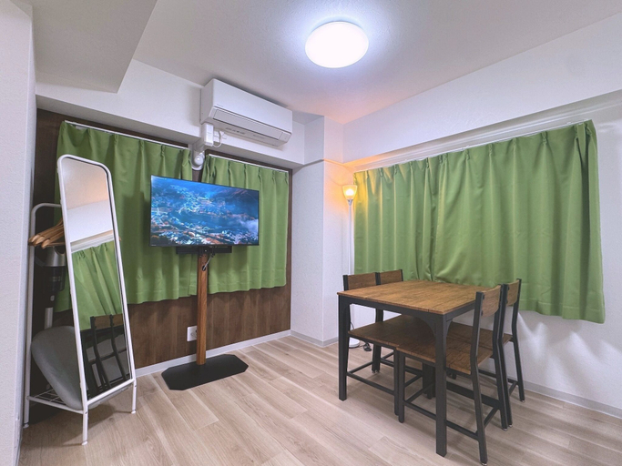 Room 4, EPO Shinmachi Maison Apartment, Osaka