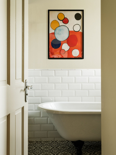 Bathroom 5, The Dog and Gun, Wiltshire