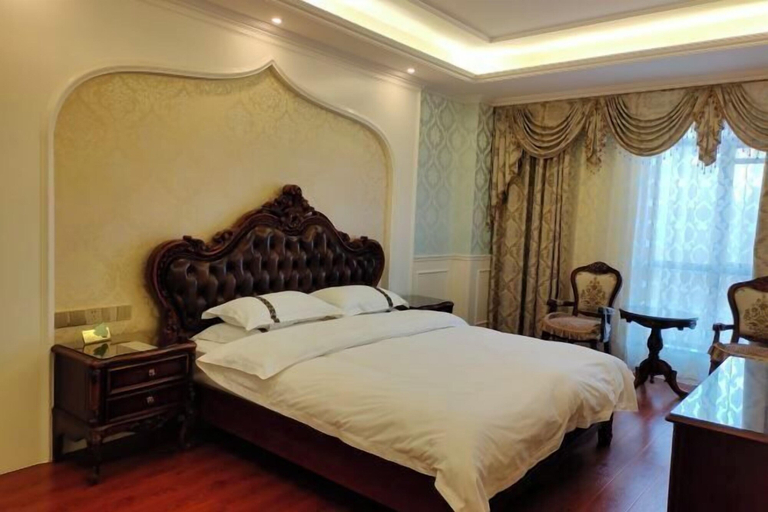 Bedroom 3, Manas County Hotel, Changji Hui