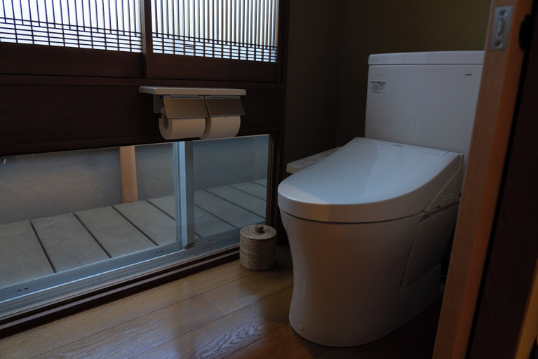 Bathroom 3, Ryokan Kiraku, Beppu