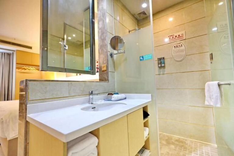 Bathroom 3, Chongqing Dichen Garden Hotel, Chongqing