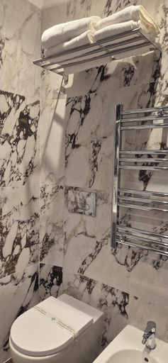 Bathroom 5, HOTEL V7, Milano