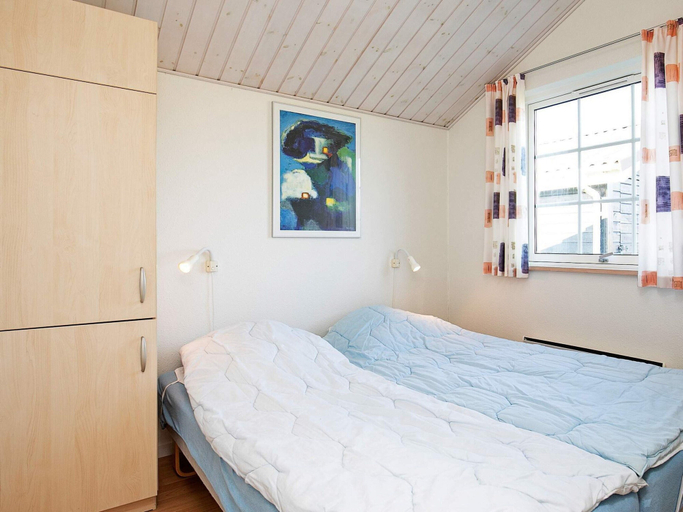 Bedroom 2, 4 Star Holiday Home in Lokken, Hjørring