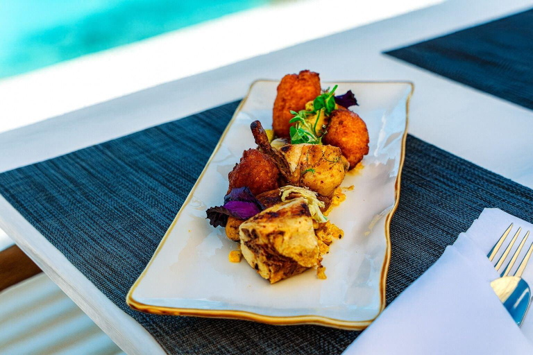 Food & Drinks 4, Bungalows at Windsong on the Reef
