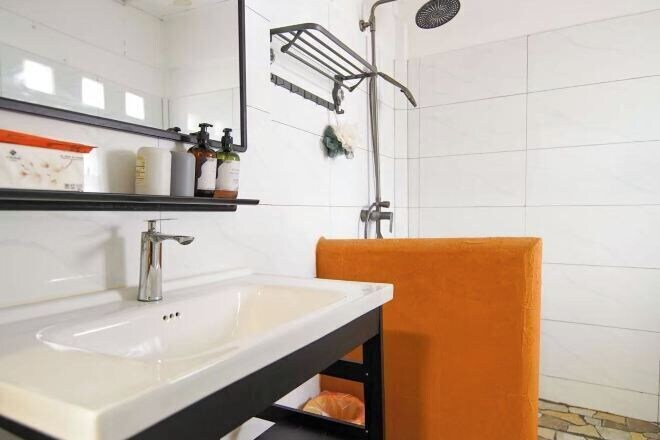 Bathroom 3, Chair Riverside Villa, Chomphet
