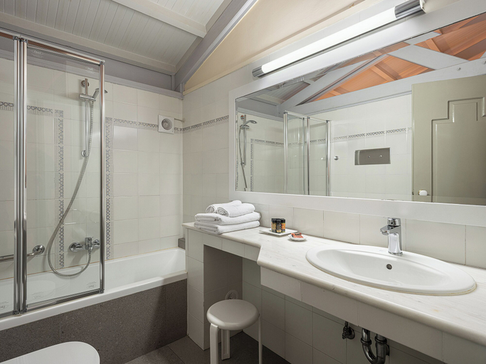 Bathroom 5, Villa Andromeda, Crete