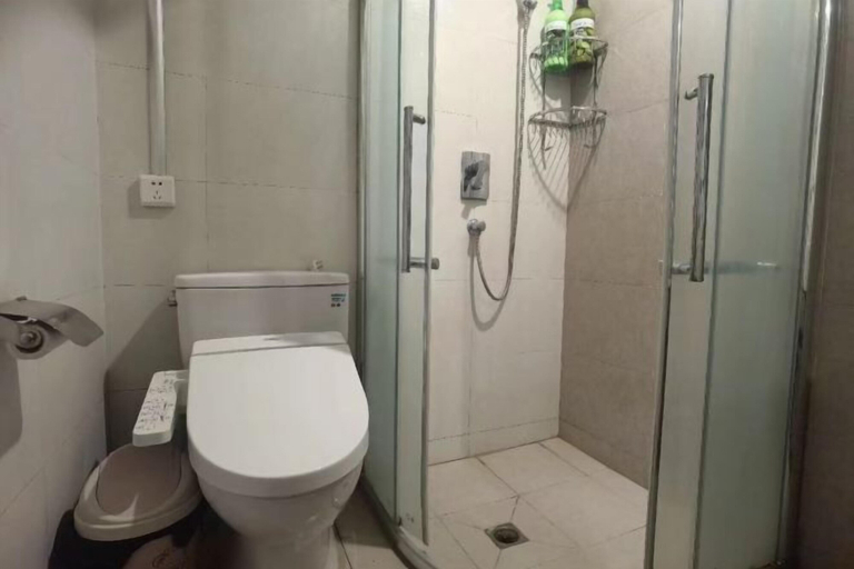 Bathroom 4, Han Palace Ginza Apartment, Wuhan