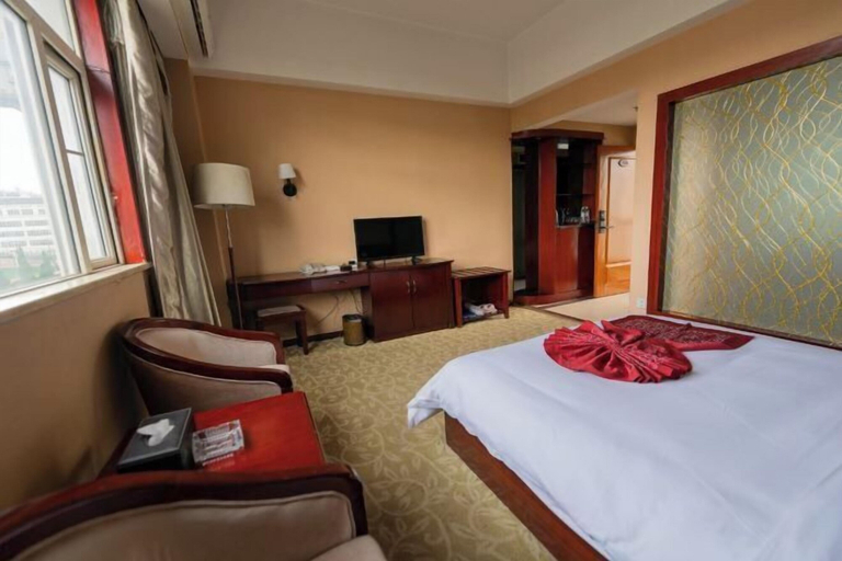 Bedroom 3, Kaiyue Hotel, Qujing