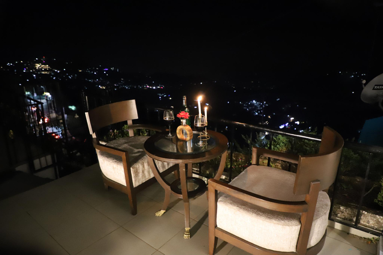 Food & Drinks 5, Hampton Villa Retreat, Dehradun