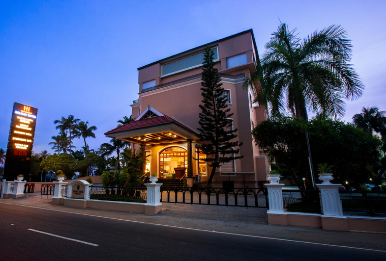Exterior & Views 1, Holiday Hotel Cherai, Ernakulam