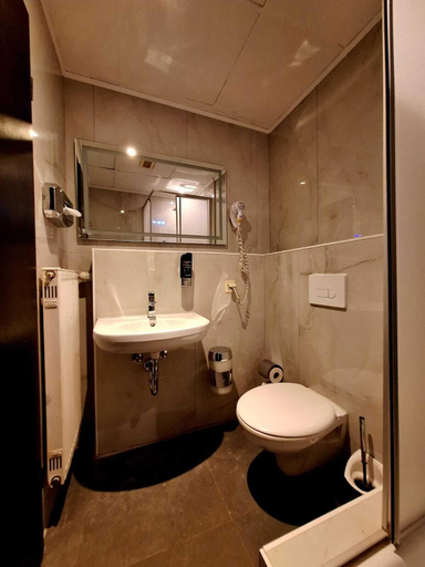 Bathroom 5, Hotel Augustin Komfort Leipzig, Leipzig