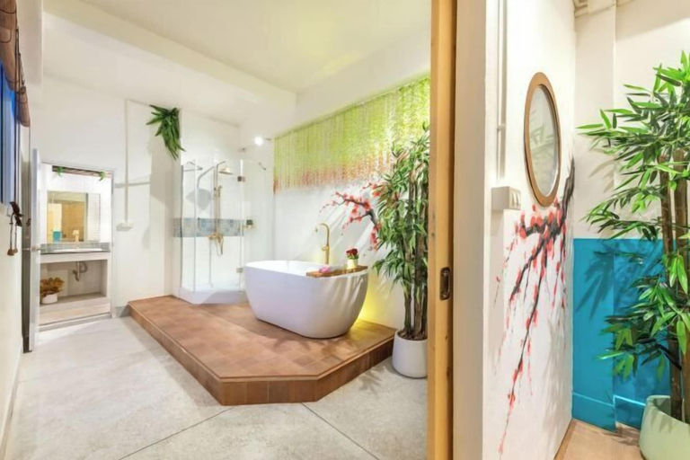 Bathroom 5, Shin Hotel Chinatown, Khlong San