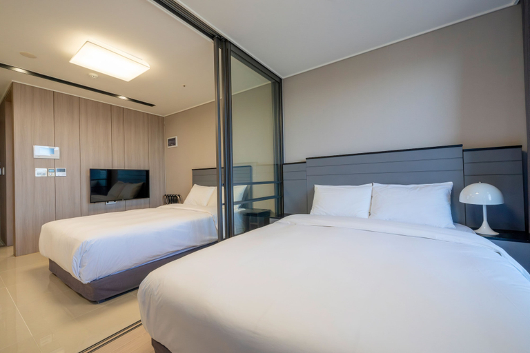 Bedroom 4, Hotel the Blue Terra, Sokcho