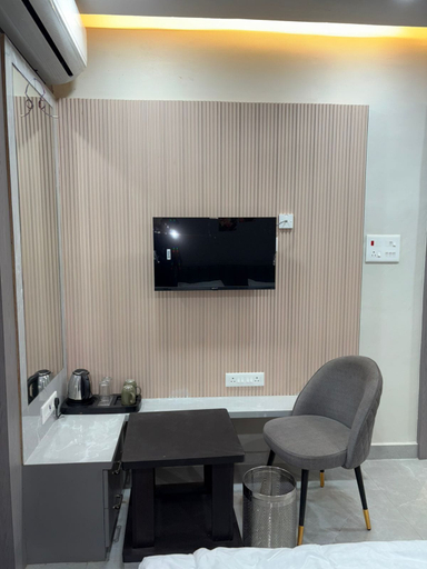 Interior, Hotel R J Heights, Fatehpur